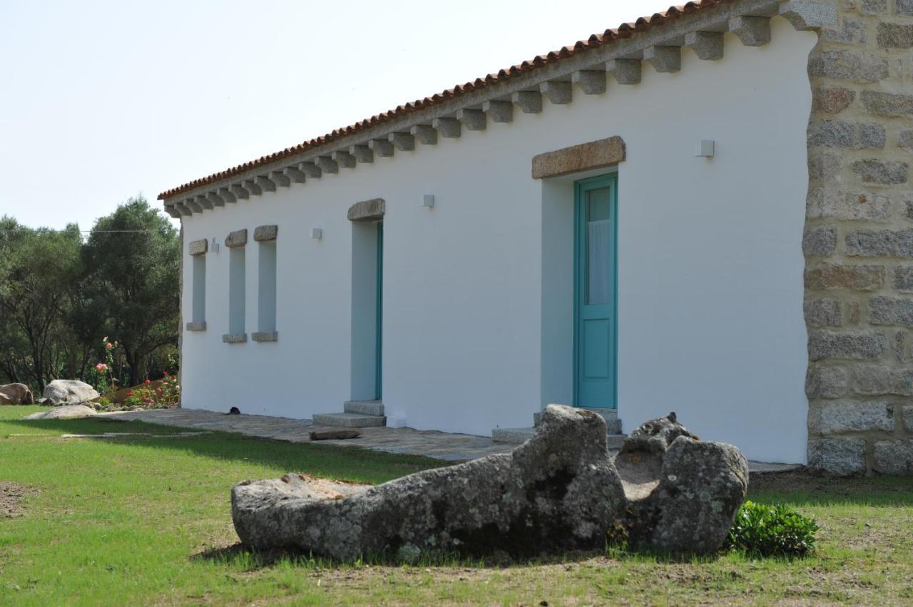B&B Li Tauli Arzachena Exterior photo