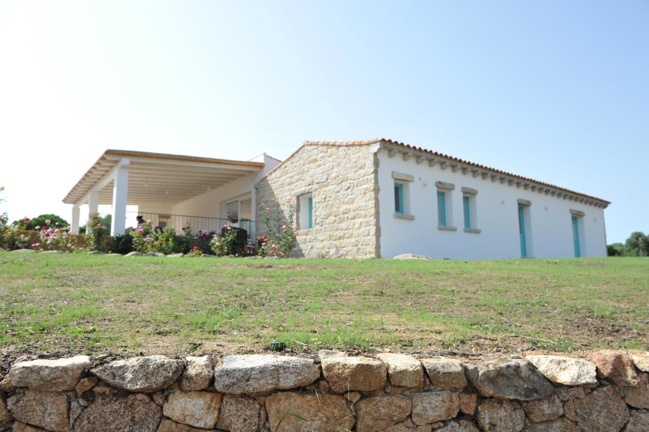 B&B Li Tauli Arzachena Exterior photo